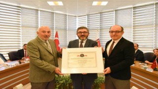 BŞEÜ, Turuncu Bayrak kategorisinde ödül almaya hak kazandı