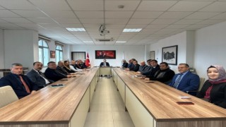 Burhaniyede İlçe İdare Şube Başkanları Toplantısı yapıldı