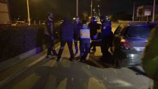 Bursada 2 otomobil çarpıştı: 4 yaralı