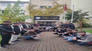 Bursada 34 kaçak göçmen yakalandı, 1 şüpheli tutuklandı