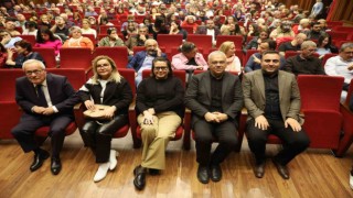 Bursada Atatürkün sevdiği şarkılar seslendirildi
