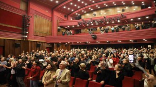 Bursada Feryal Öney ile türkü dolu gece
