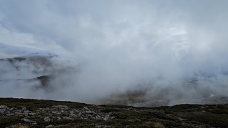 Bursadaki lodos zirvede çok daha sert esti