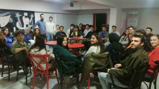 Ceren Özdemir Gençlik Merkezinde gençler için 12 farklı atölye