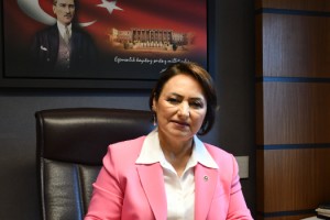 CHP Adana Milletvekili Dr. Müzeyyen Şevkin: 'Atatürk'ün Fikirleri Sonsuza Dek Yaşayacak