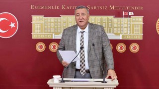 CHP’li Gürer: "Üreten Mutsuz, Tüketen Mutsuz"
