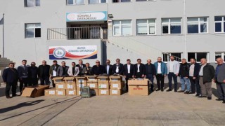 Çocuklar Üşümesin Kampanyası: 300 öğrenciye bot ve mont desteği