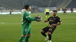 Çorum FK - Erzurumspor FK karşılaşmasında ilginç anlar: Son düdük ikinci kez çaldı