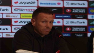 Craig Bellamy: “Benim ve oyuncularımın gelişmesi gerekiyor”