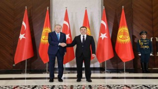 Cumhurbaşkanı Erdoğan, Kırgızistan Cumhurbaşkanı Caparov ile görüştü