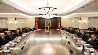 Cumhurbaşkanı Erdoğan: “Terör örgütünün belediye gücüyle haraç mekanizmaları kurmasına göz yumamayız”