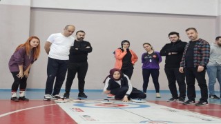 Darıcada Öğretmenler Günü Turnuvası devam ediyor