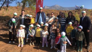 Datçada 2 bin 200 adet fidan toprakla buluştu