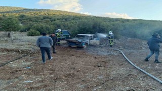 Denizlide seyir halindeki araç alev alev yandı