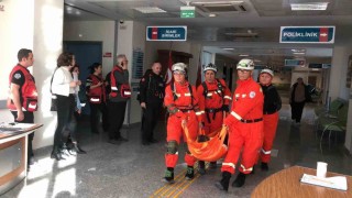 Deprem tatbikatında 13 yaralının tahliyesi yapıldı