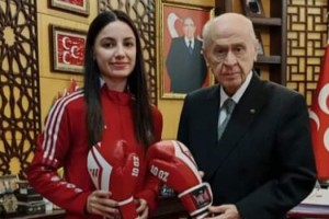 Devlet Bahçeli, Şampiyon Sporcu Aybüke Kılınç’ı Makamında Ağırladı