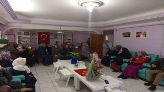 Diyarbakırda kadın muhtarlar kanser hastalarıyla bir araya geldi