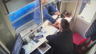 Doktor ve babasının 30 liralık otopark kavgası kamerada