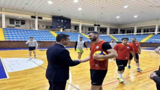 Dönmezden filenin dadaşlarına ziyaret
