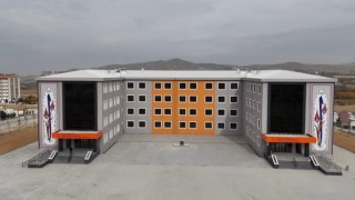 Dünya rekoru adayı dev çini