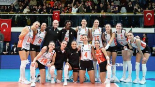 Eczacıbaşı Dynavit, Paristen galibiyetle dönüyor