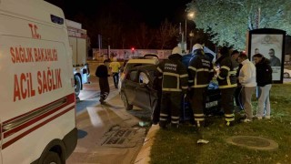 Edirnede otomobil refüje çıktı: 1 yaralı