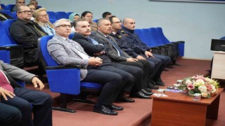 Edremitte “En İyi Narkotik Polis Anne” semineri verildi