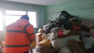 Efeler Belediyesi çöp evleri temizledi