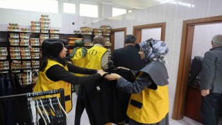 Eğitimcilerin ‘İnci projesi ile 5 bin 400 yetim ve öksüz öğrencinin yanı sıra ihtiyaç sahiplerine yardım ulaştırılıyor