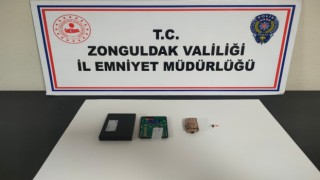 Ehliyet sınavında kurdukları düzenek pes dedirtti