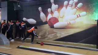 Elazığda okullararası bowling müsabakası sona erdi