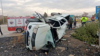 Elazığda otomobil takla attı: 2 yaralı