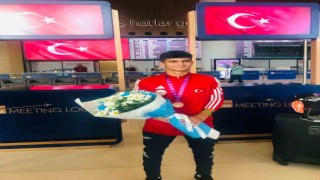Emirhan Bulut dünya 3üncüsü oldu