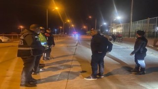 Emniyet ekipleri, öğrencilerin güvenliği için gece gündüz sahada