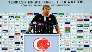 Ergin Ataman: Avrupa basketbolunda bu tip pencere maçları her takım için zor geçiyor
