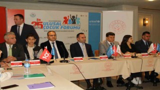Erzurumda “Çeyrek asır çocuk buluşmaları” programı