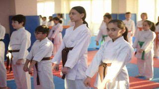 Esenyurtta spor okulları ile çocukların zihinsel ve bedensel gelişimine katkı sağlanıyor
