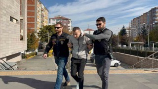 Eskişehirde aynı gecede 2 ayrı silahlı saldırı yapan şahıs adliyeye sevk edildi