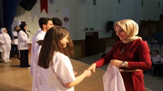 FÜde beyaz önlük giyme töreni düzenlendi