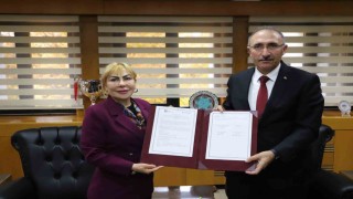 FÜnün ilk AR-GE Merkezi Prof. Dr. Açıkın desteği ile tamamlanacak