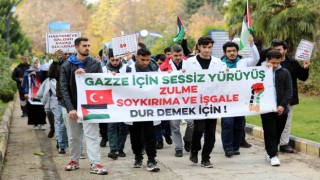 GAÜN öğrencilerinden sessiz yürüyüşle Filistine destek
