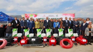 Gaziantep Büyükşehirden Nurdağında 200 çiftçiye çilek üretimi için destek
