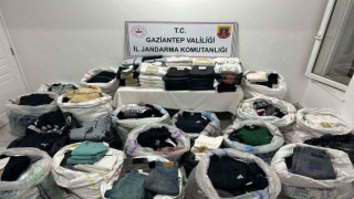 Gaziantepte 1 milyon 865 bin TL değerinde kaçak kıyafet ele geçirildi