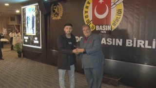 Gaziantepte trafik kazasında hayatını kaybeden İHA muhabiri Umut Yakup Tanrıövere ödül