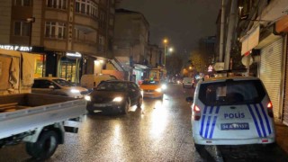 Gaziosmanpaşada servis aracının çarptığı bir kişi hayatını kaybetti