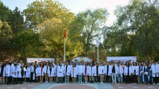 Geleceğin Veteriner Hekimleri beyaz önlüklerini giydi