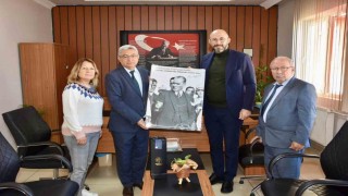 Germencik Belediyesinden anlamlı Öğretmenler Günü hediyesi