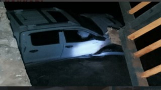 Hakkaride trafik kazası: 3 yaralı