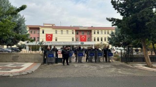 Halfeti Belediyesi önünde polislere taşlı saldırıda 10 tutuklama