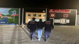 Hapis cezasıyla aranan şahıs uyuşturucu maddeler ile yakalandı